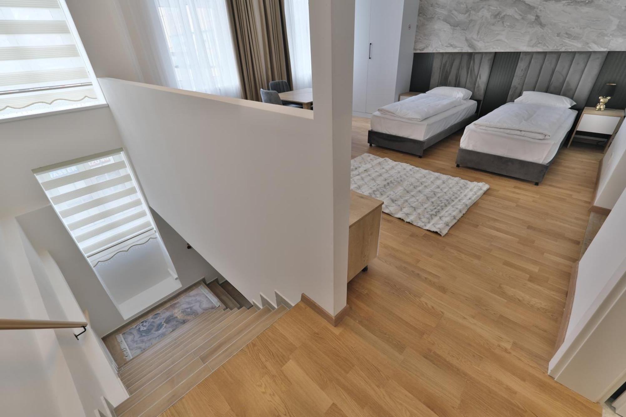 Vienna Lotus Apartments Room photo