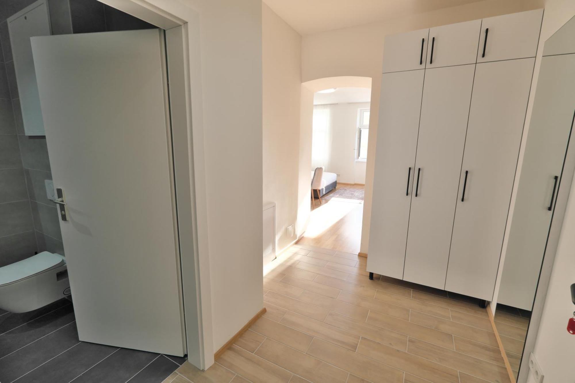 Vienna Lotus Apartments Room photo